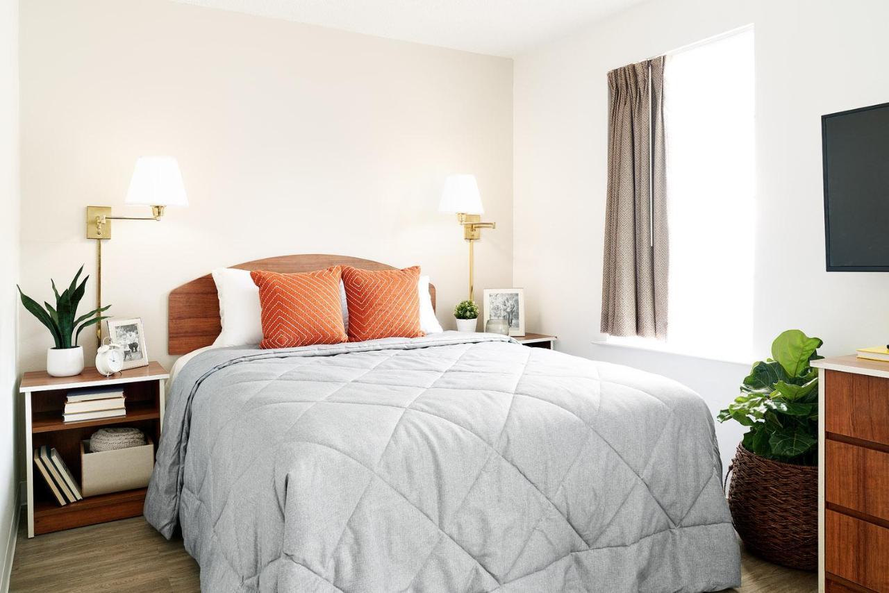 Intown Suites Extended Stay Chesapeake Va - I-64 Crossways Blvd Екстериор снимка